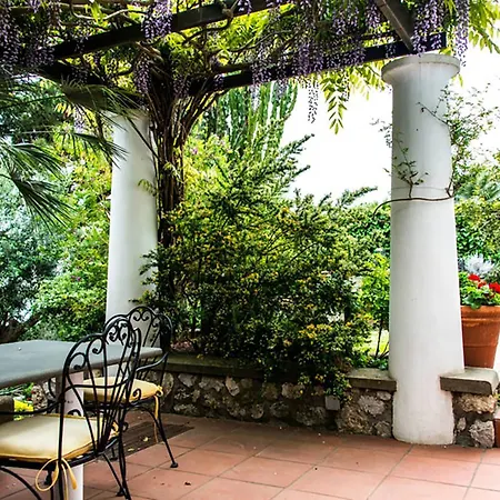 Villa Villa Bianca *