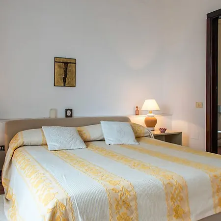 Villa Bianca Villa *